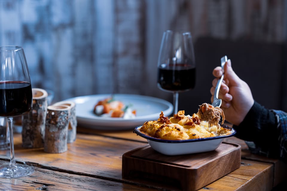 553250968_1443038450736615_3498845848940941631_n